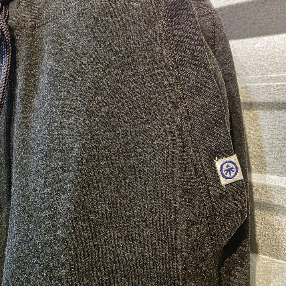 Monument Gray Men's Joggers - Picture 3 of 6